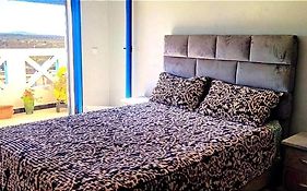 Lovers & Surfers Private Room - 5 Min To Beach